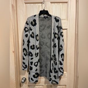 MODERN CANVAS  Sweater Cardigan